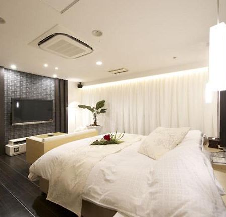 Hotel Water Gate Ichihara (Adults Only) Екстер'єр фото